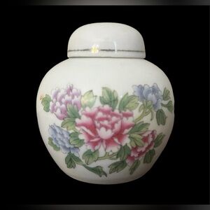 Vintage Chinese Floral Vase Ginger Jar Holder 2.25”Tall